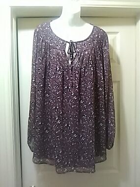Penningtons Plum Floral Tie-Neck Peasant Tunic